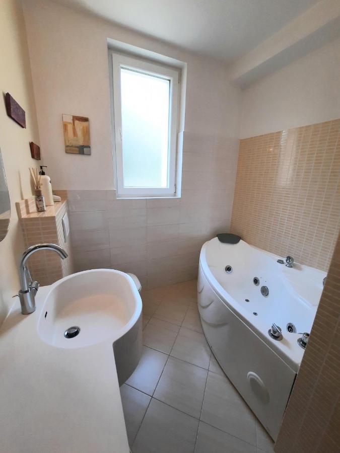 Morabeza Opatija Apartment ภายนอก รูปภาพ